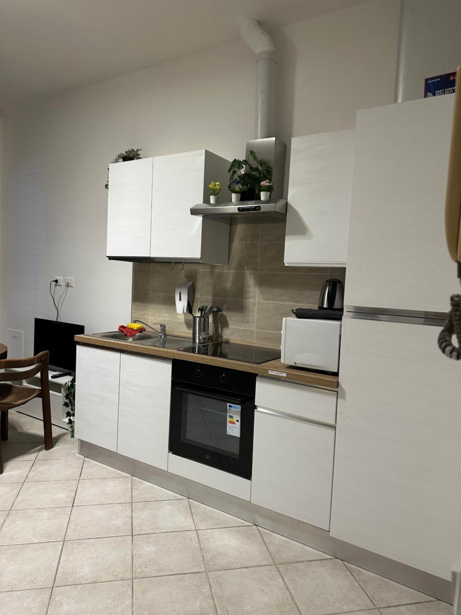 Jcube Apartments Precotto Milano Buitenkant foto