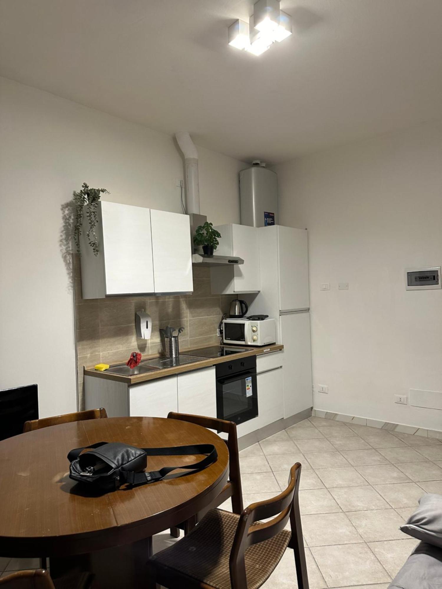 Jcube Apartments Precotto Milano Buitenkant foto